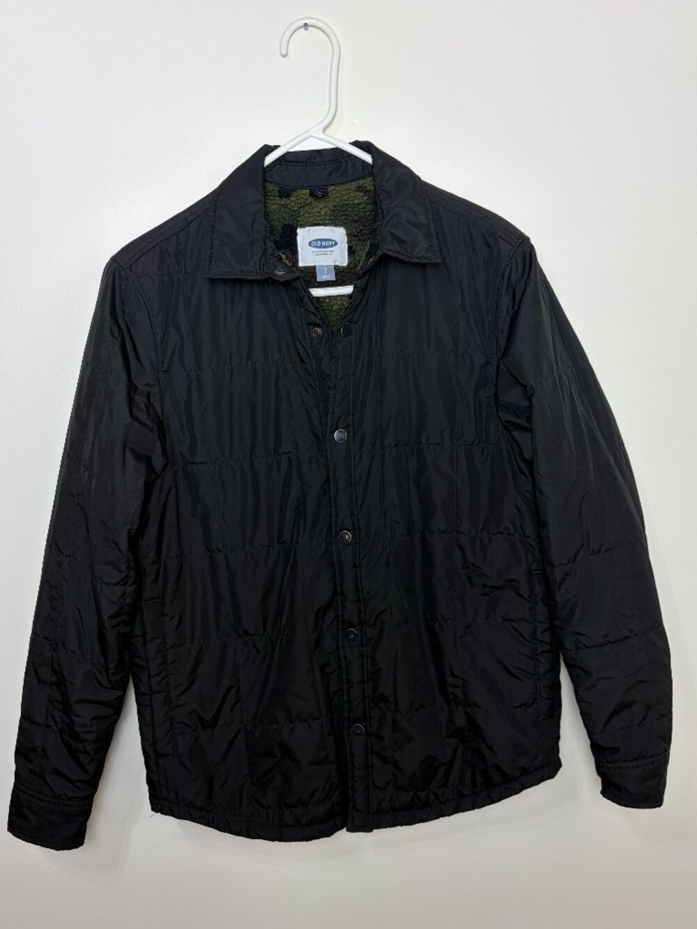 Old Navy Men's Size S Lightweight Black Jacket with Camouflage Lining